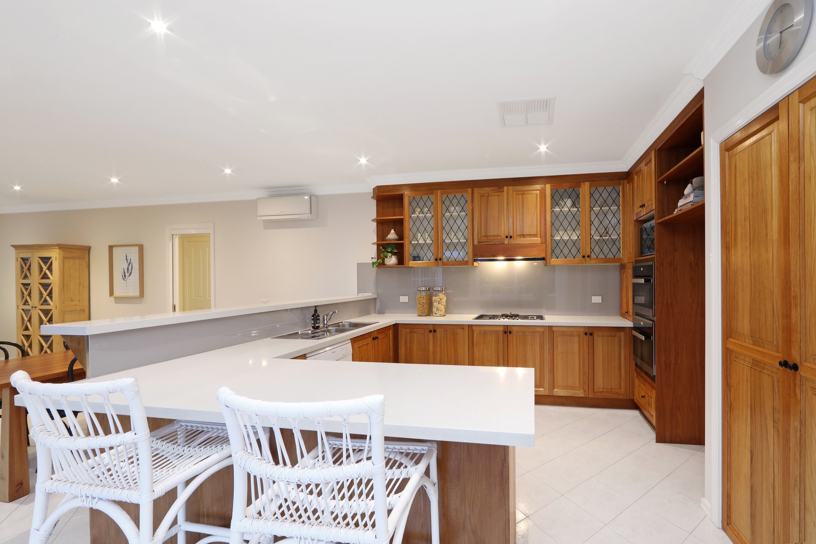 12 Naismith Court, Rowville, VIC 3178 - Thumbnail 2 - 27/09/2021