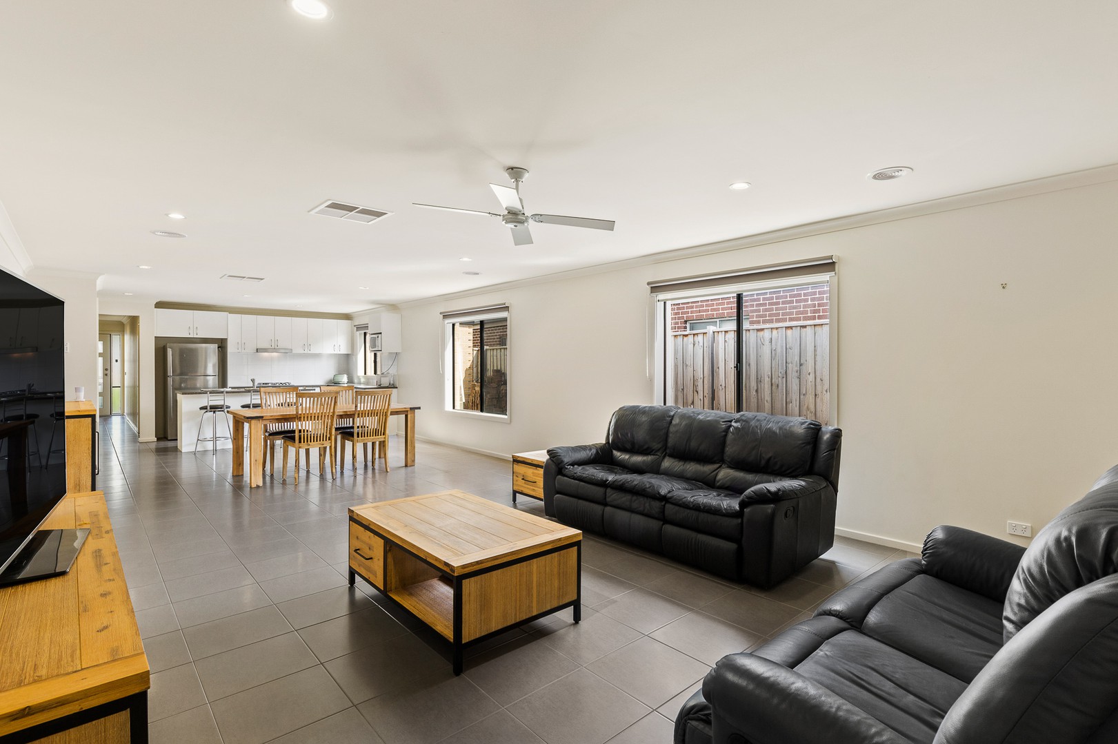 6 Comet Avenue, Doreen, VIC 3754 - Thumbnail 1 - 27/09/2021