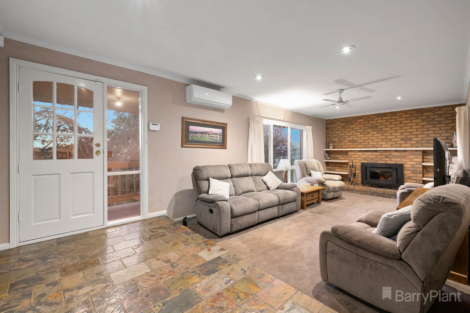 8 Andrew CourtPakenham, VIC 3810, Pakenham - Thumbnail 3