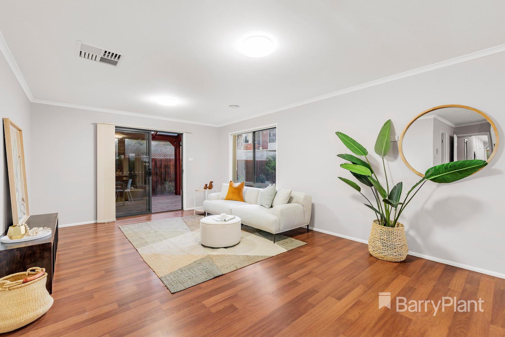 11 Rolain AvenueSouth Morang, VIC 3752, South Morang - Thumbnail 4