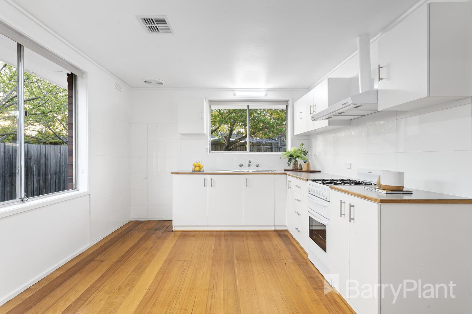 29 Norfolk CrescentBundoora, VIC 3083, Bundoora - Thumbnail 3
