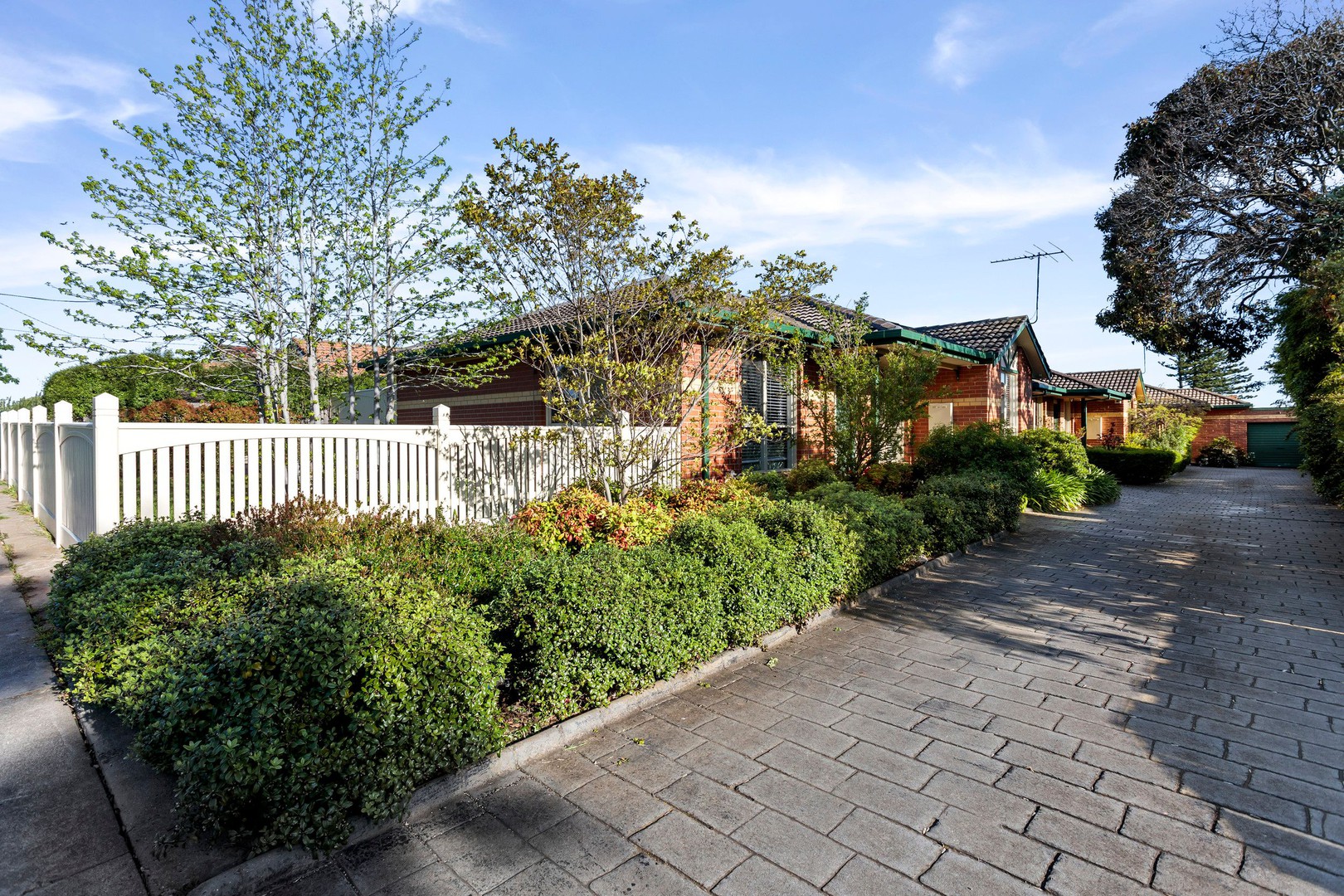 1/27 Arthur StreetAberfeldie, VIC 3040, Aberfeldie - Thumbnail 2