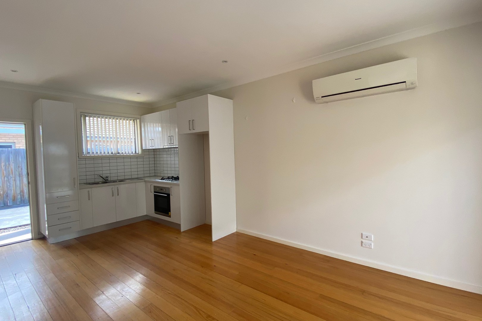 2/4 Pershing Street, Reservoir, VIC 3073 - Thumbnail 1 - 28/09/2021