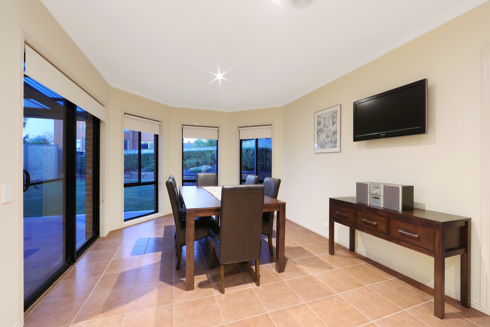 6 Conifer CourtLysterfield, VIC 3156, Lysterfield - Thumbnail 5
