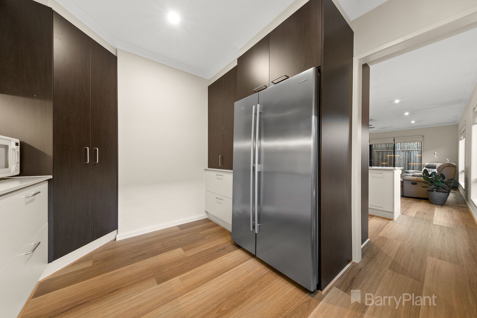 16 Markbeech CrescentOfficer, VIC 3809, Officer - Thumbnail 4