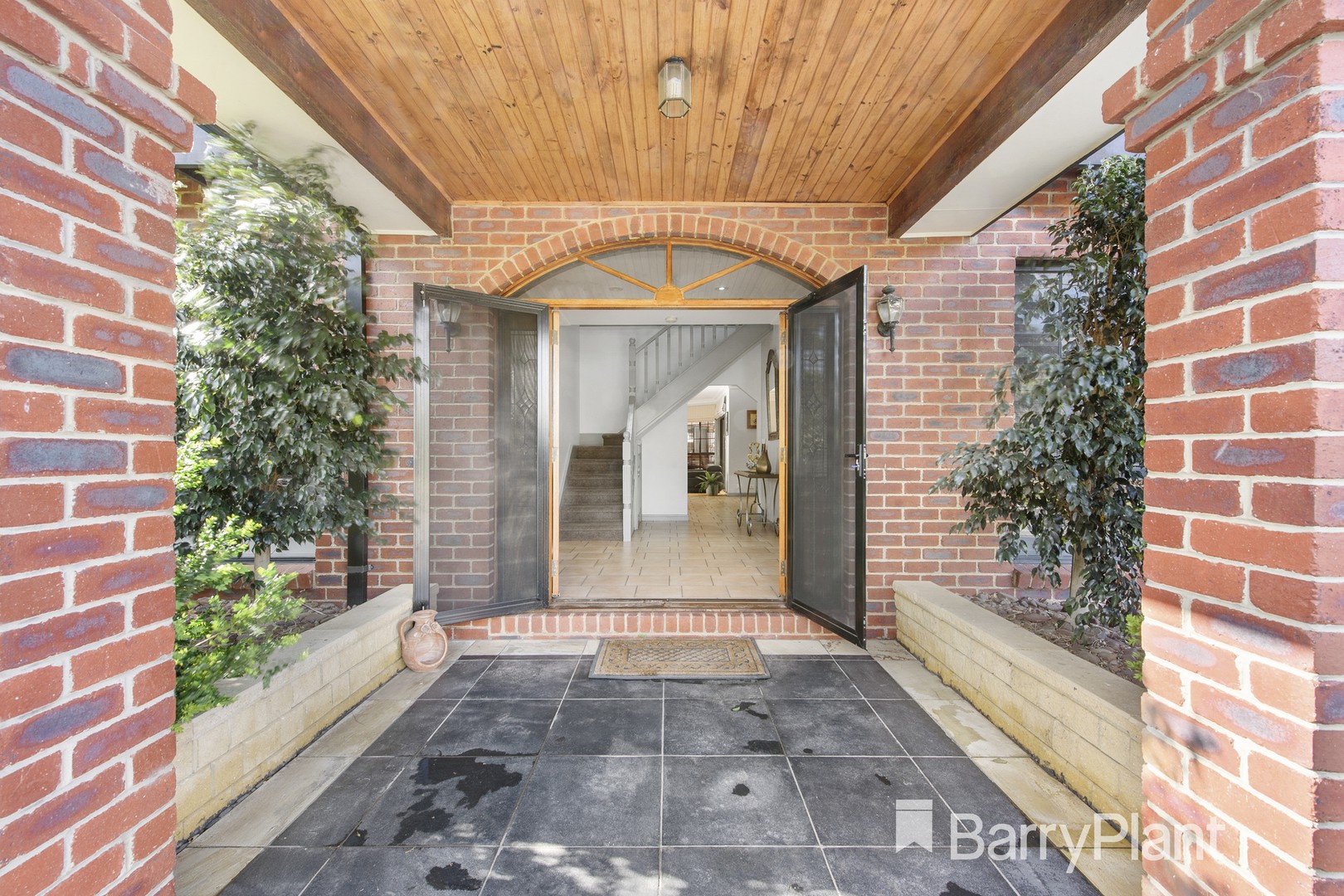 32 Hastings AvenueHoppers Crossing, VIC 3029, Hoppers Crossing - Thumbnail 2