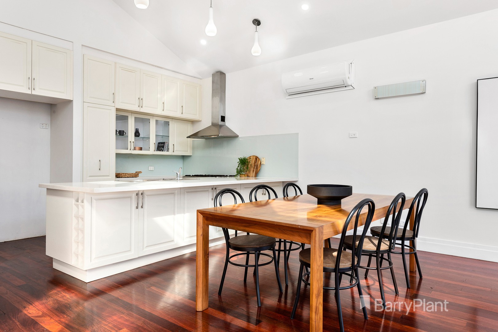 125 Rutherford Road, Viewbank, Viewbank - Thumbnail 3