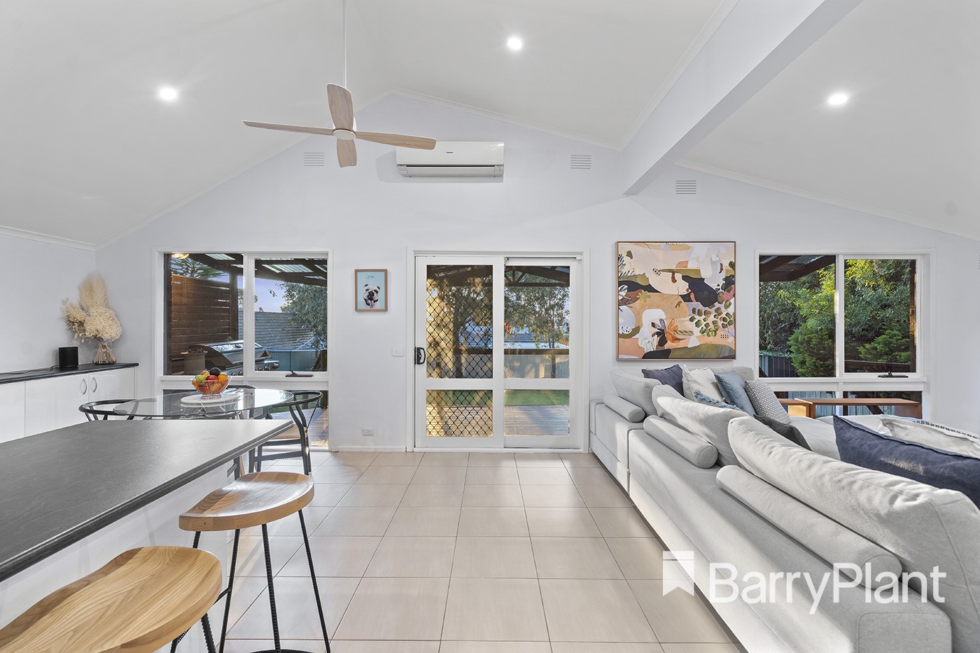 17 Rolloway RiseChirnside Park, VIC 3116, Chirnside Park - Thumbnail 5