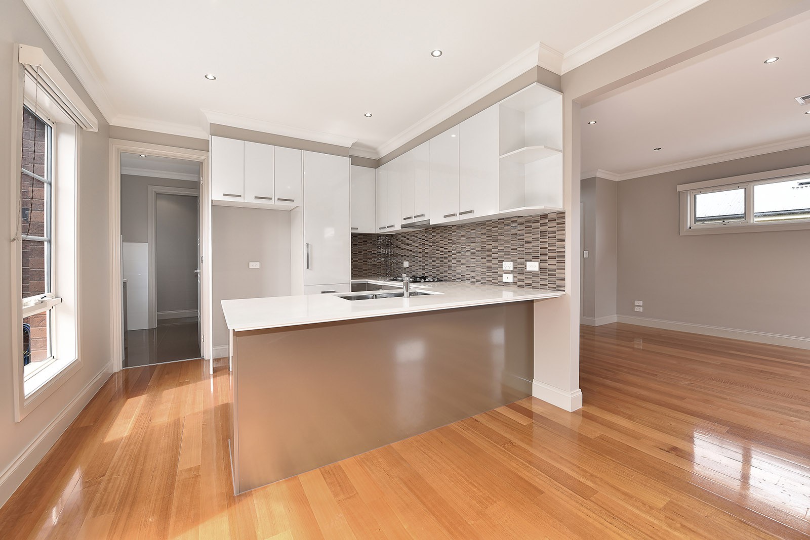 2/17 Creswell Avenue, Airport West, VIC 3042 - Thumbnail 2 - 30/09/2021