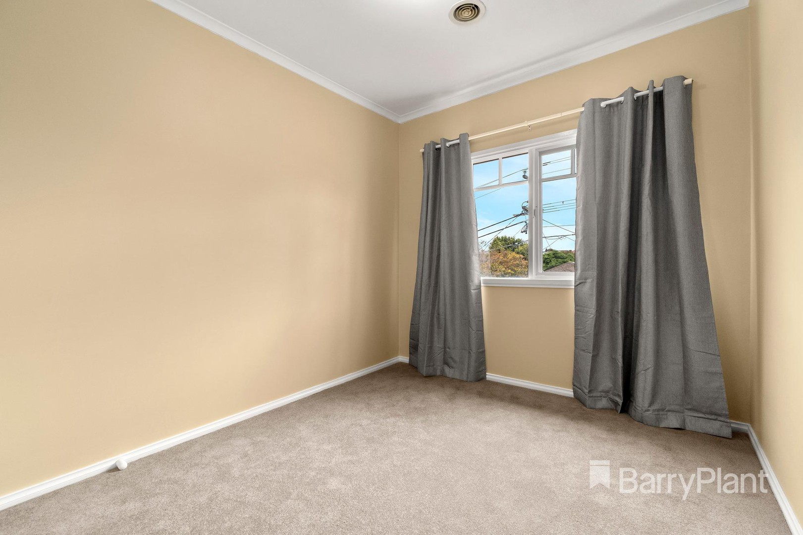 1/99 Martins  Lane, Viewbank, VIC 3084, Viewbank - Thumbnail 5