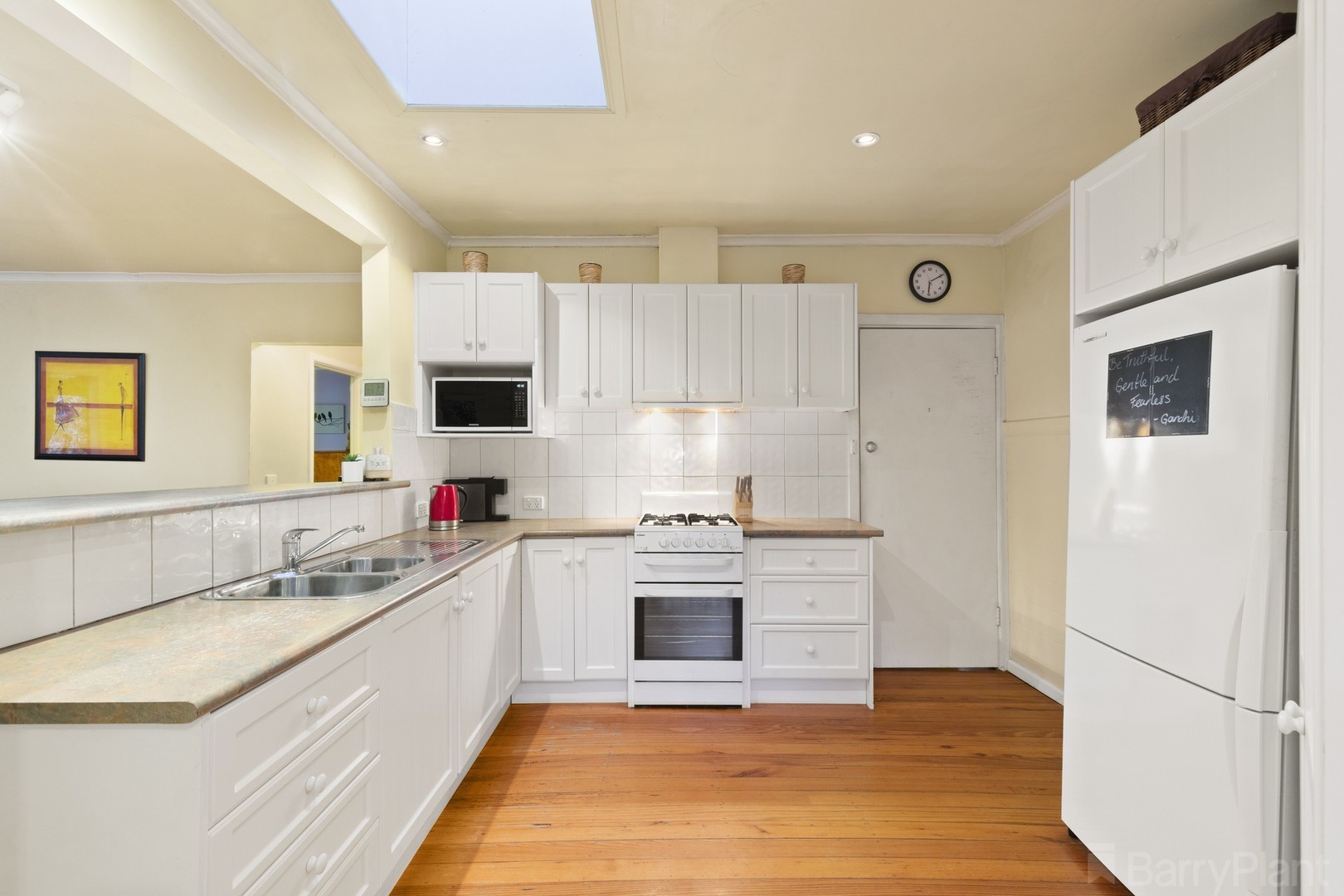 25 Alvena CrescentHeathmont, VIC 3135, Heathmont - Thumbnail 3