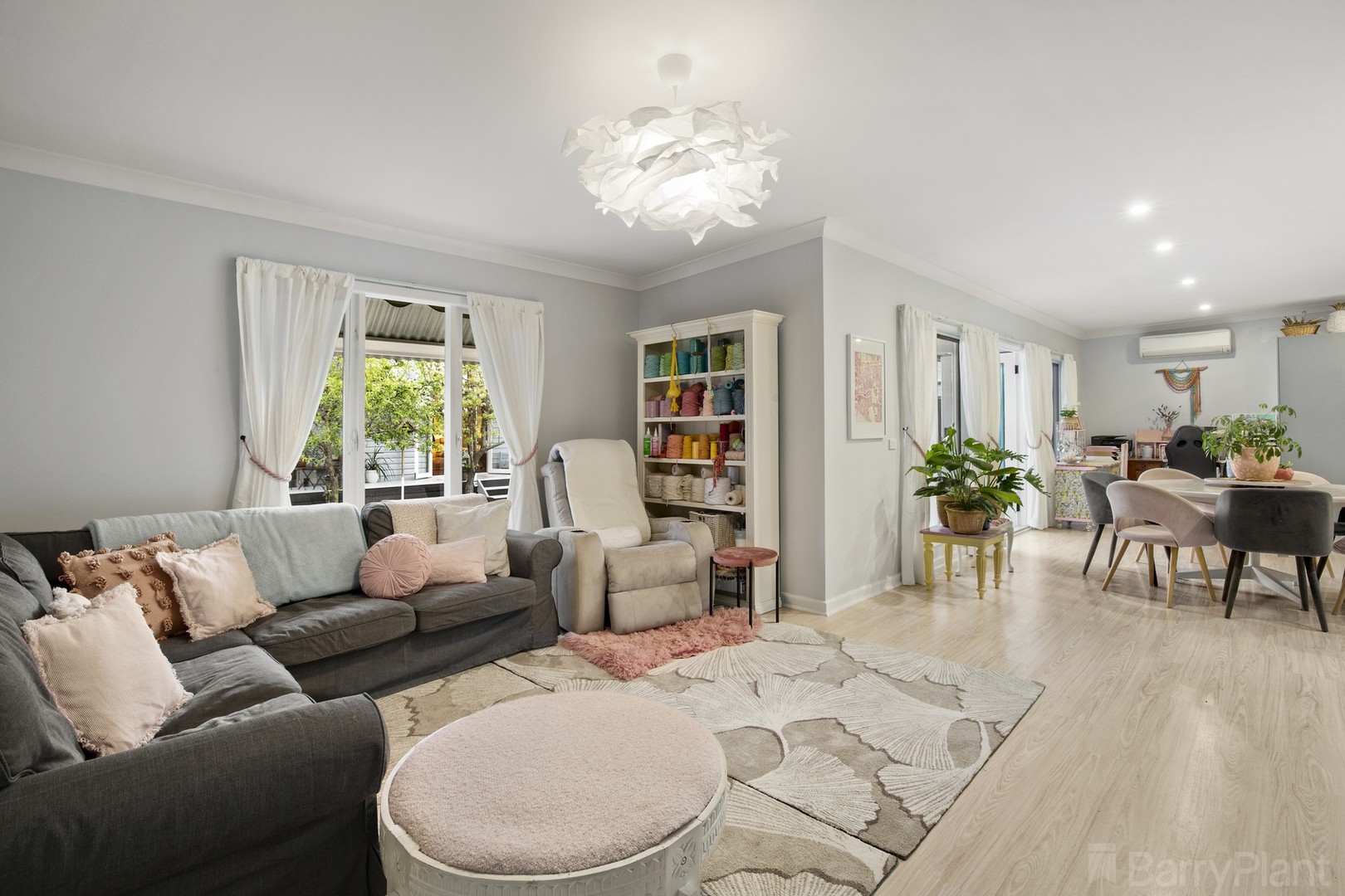 188 Bedford RoadHeathmont, VIC 3135, Heathmont - Thumbnail 2