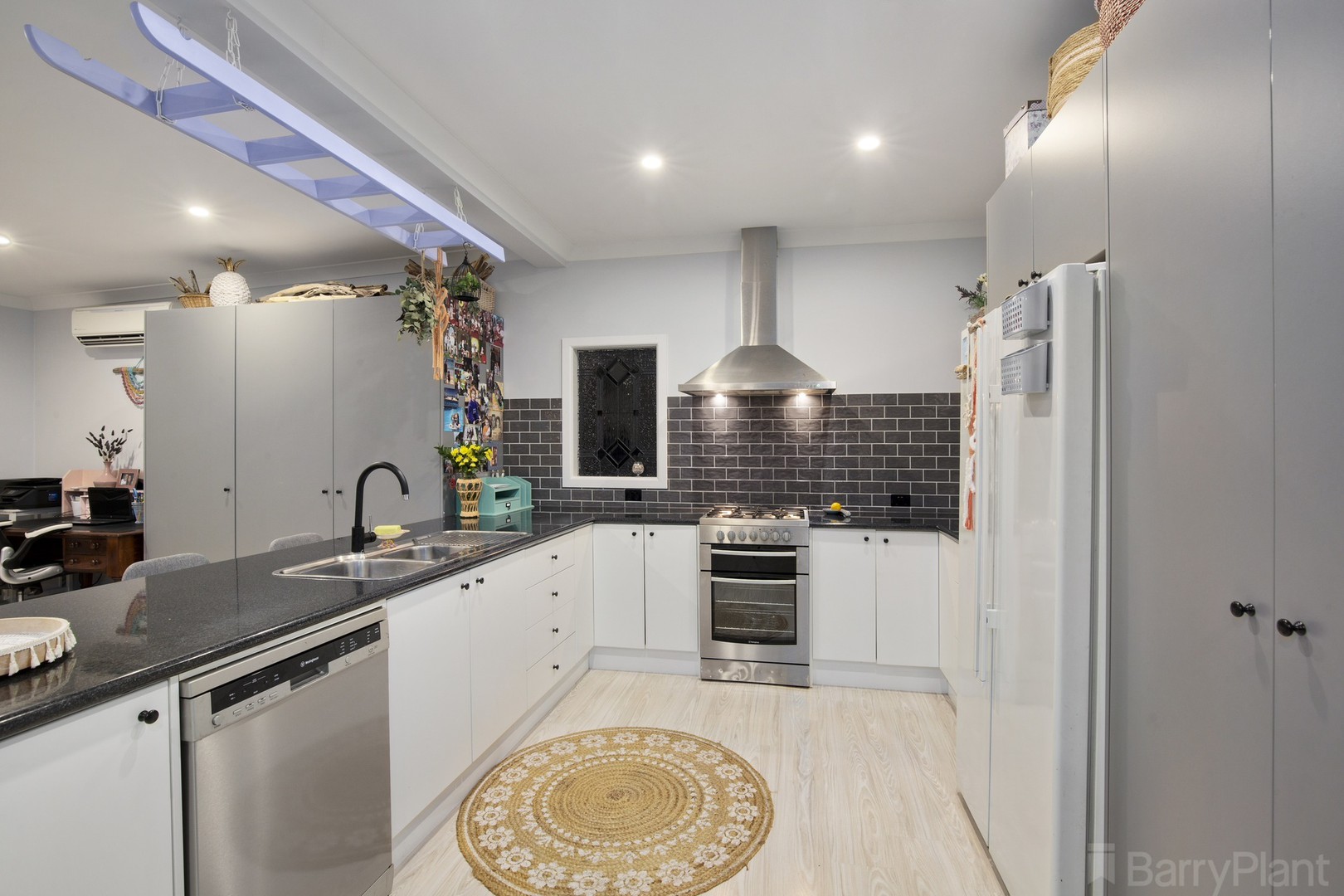 188 Bedford RoadHeathmont, VIC 3135, Heathmont - Thumbnail 3