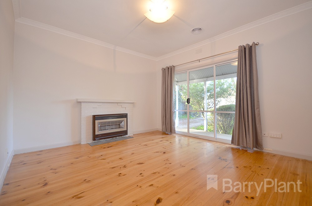 48 Victory Avenue, Alfredton, VIC 3350 - Thumbnail 1 - 01/10/2021