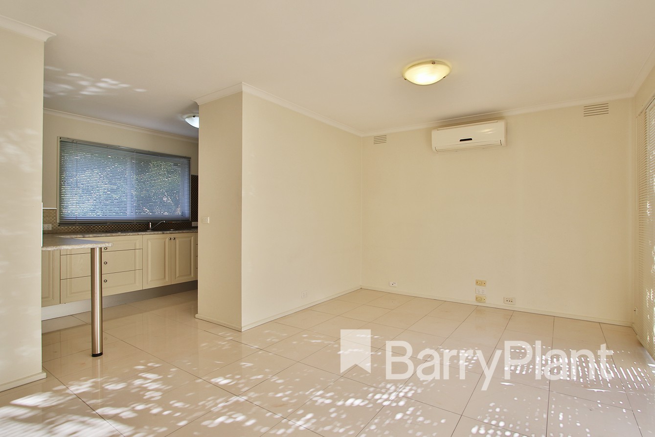 1/129 Bolton Street, Montmorency, VIC 3094, Montmorency - Thumbnail 2