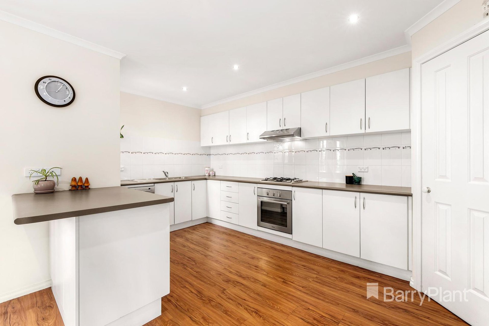 1 Gravlier WaySouth Morang, VIC 3752, South Morang - Thumbnail 2