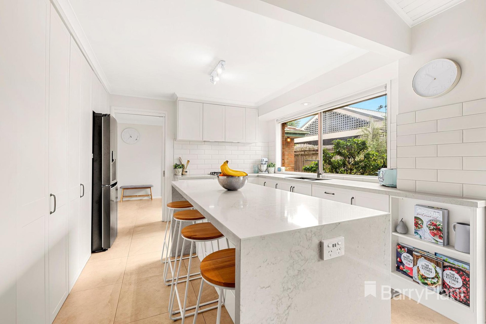 49 John Ryan DriveSouth Morang, VIC 3752, South Morang - Thumbnail 2