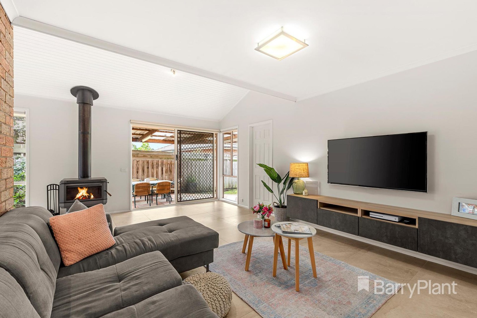 49 John Ryan DriveSouth Morang, VIC 3752, South Morang - Thumbnail 5