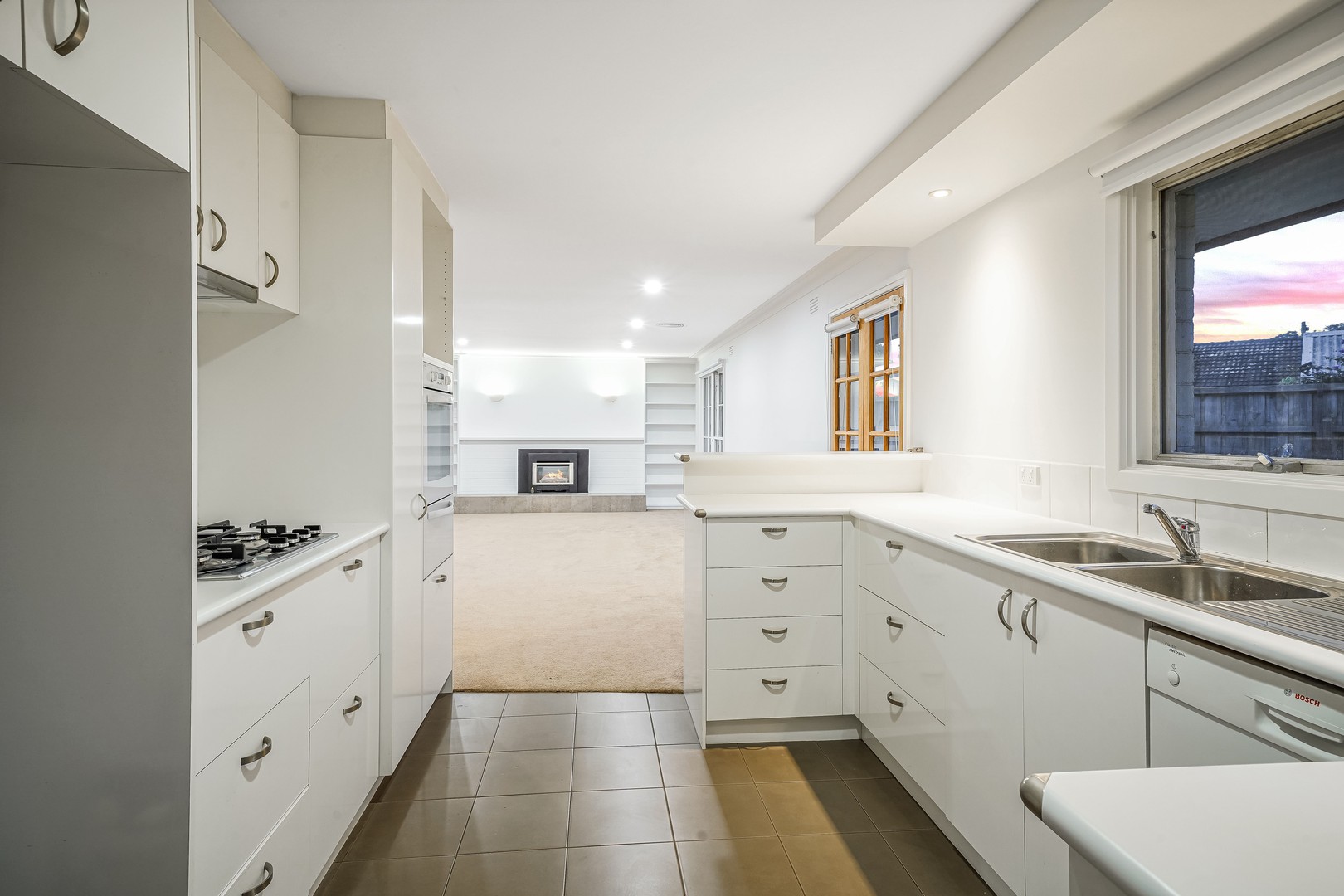 1 Sherwood Court, Highton, VIC 3216 - Thumbnail 1 - 05/10/2021