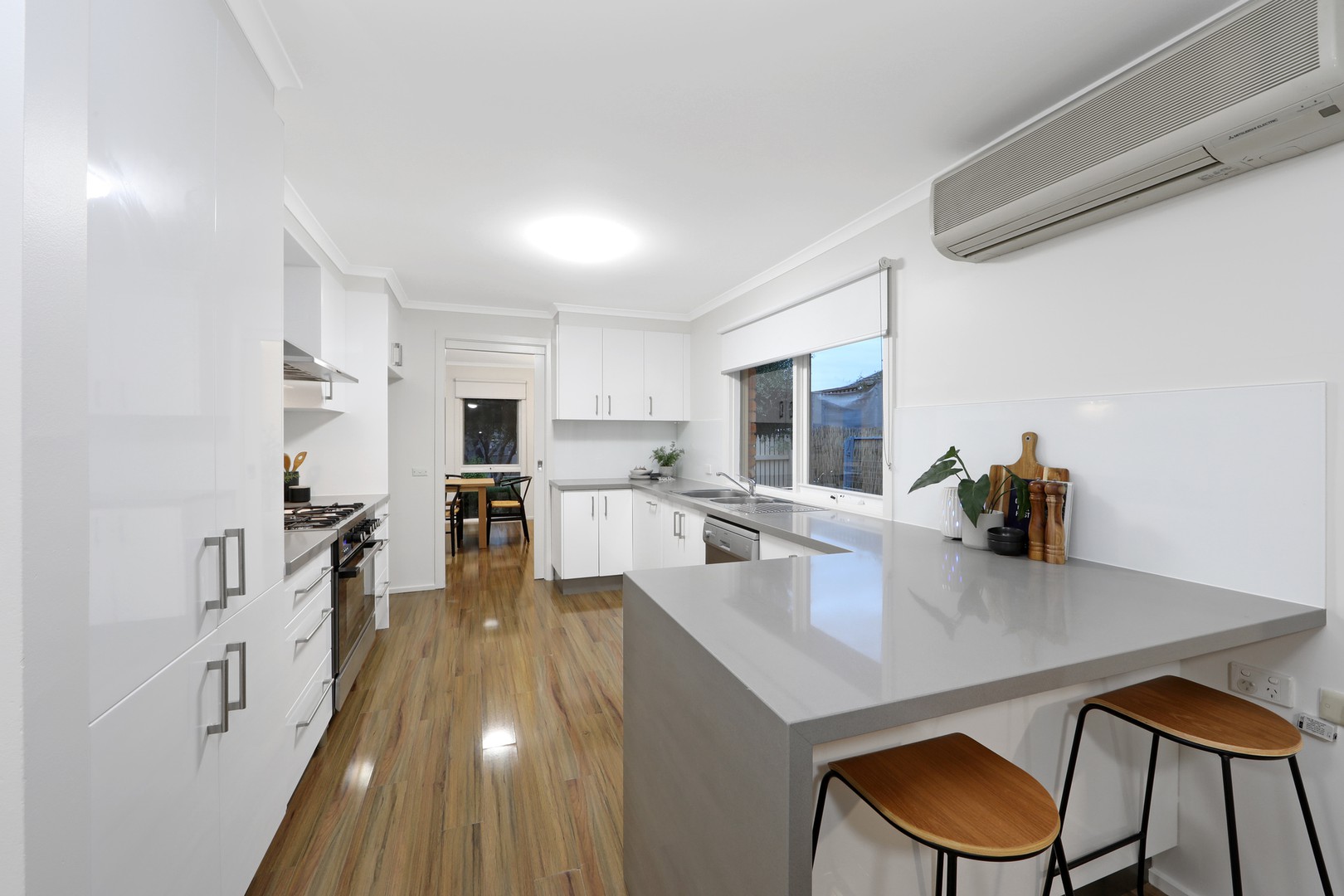 22 Mississippi CloseRowville, VIC 3178, Rowville - Thumbnail 2