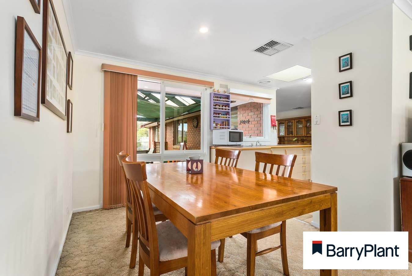 6 Chateau Avenue, Narre Warren, VIC 3805 - Thumbnail 2 - 05/10/2021