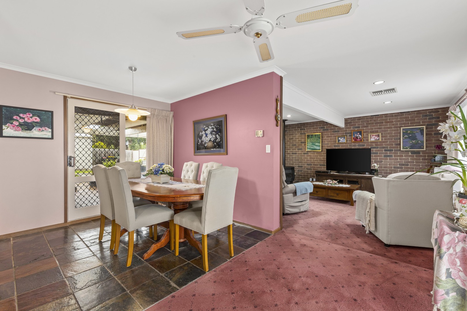 11 McClelland DriveMill Park, VIC 3082, Mill Park - Thumbnail 4