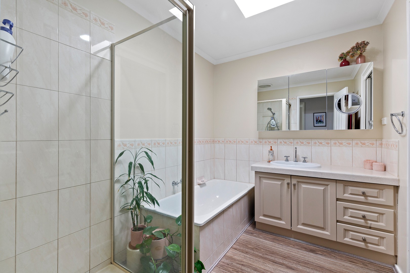 6 Day CrescentBayswater North, VIC 3153, Bayswater North - Thumbnail 2