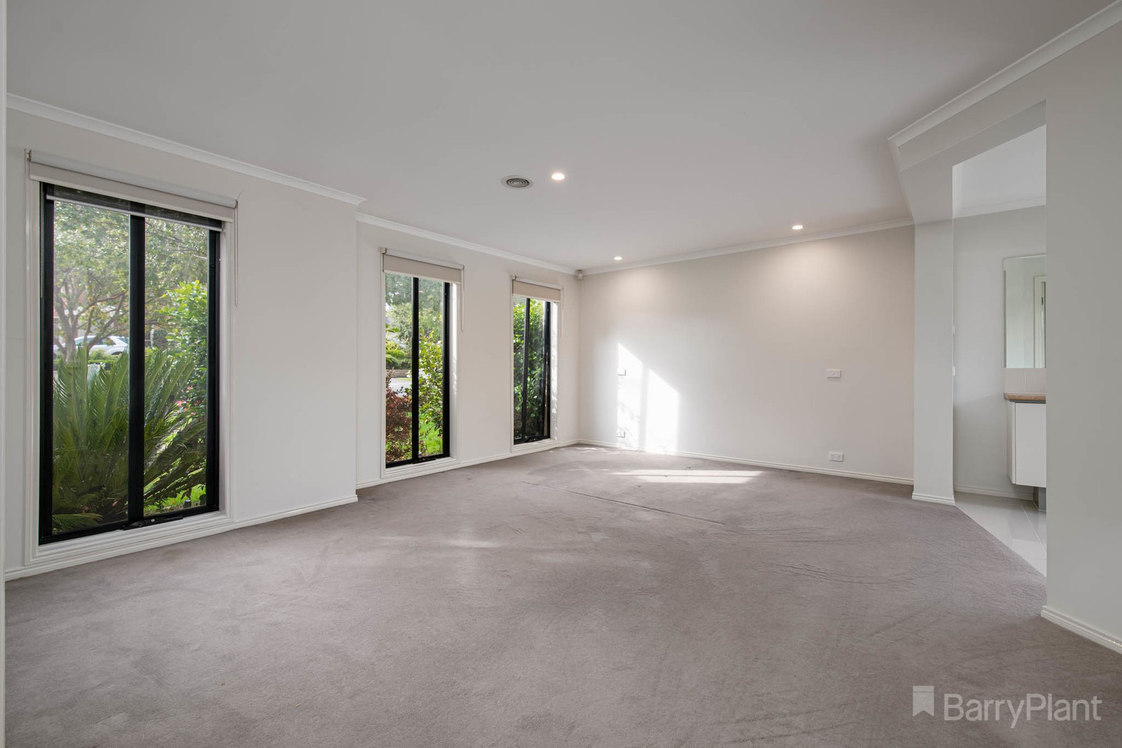 74 Chirnside Road, Berwick, VIC 3806 - Thumbnail 1 - 06/10/2021