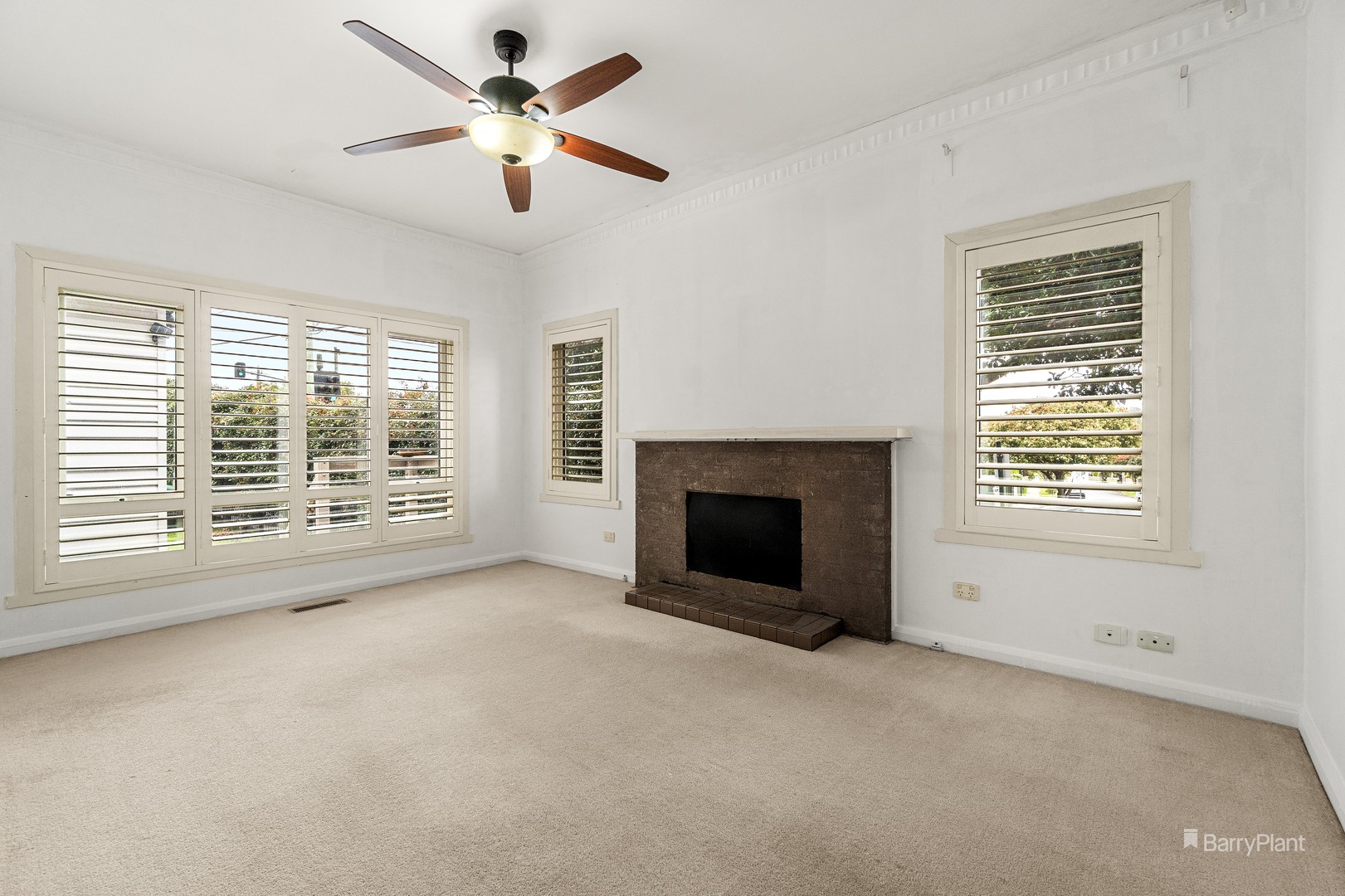 1 Eley Road, Box Hill South, VIC 3128 - Thumbnail 2 - 06/10/2021