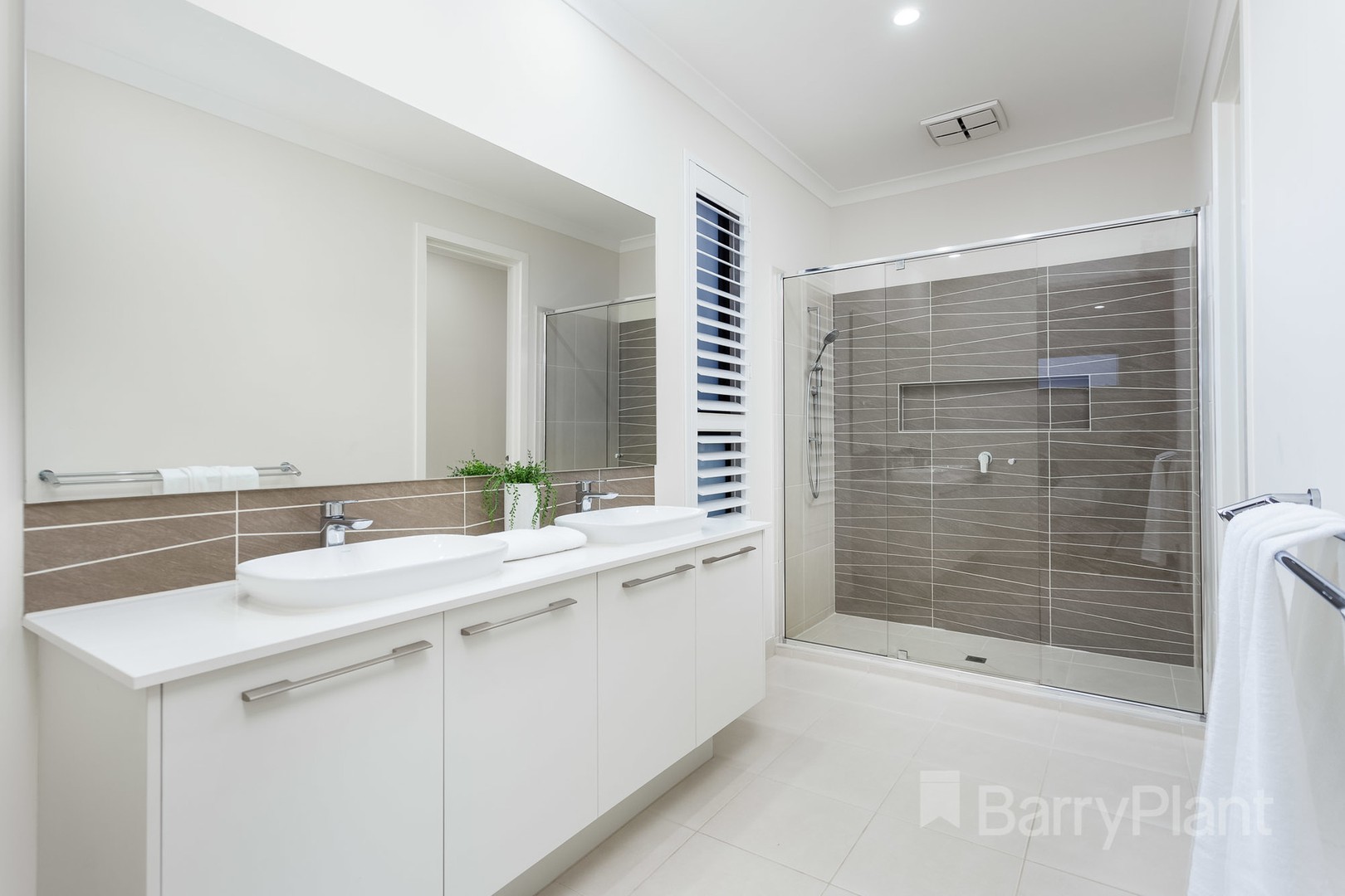 8 Calvert PlacePoint Cook, VIC 3030, Point Cook - Thumbnail 4