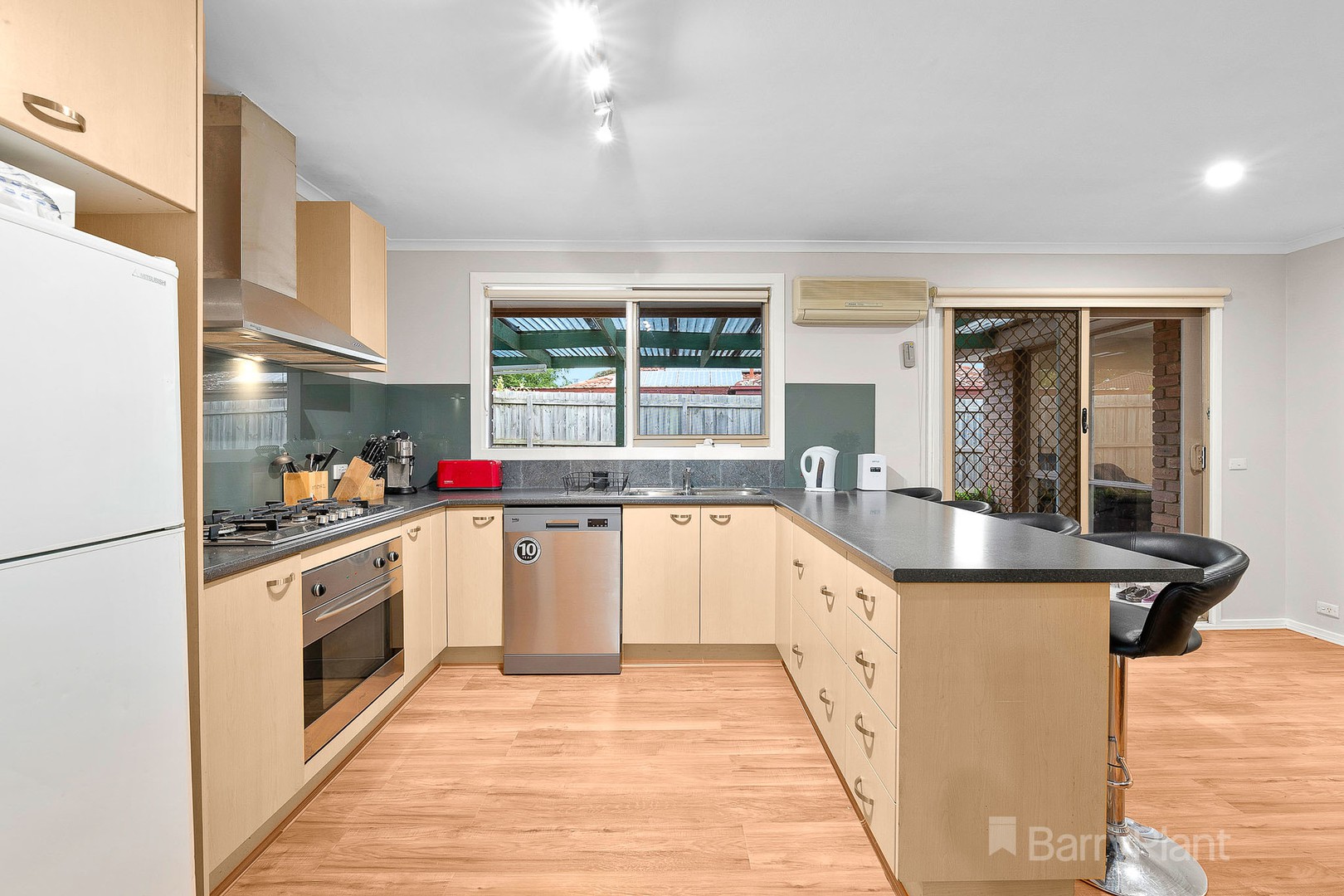10 Smethurst AvenuePakenham, VIC 3810, Pakenham - Thumbnail 4