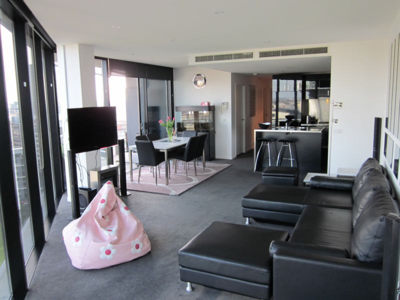 N1608/18 Waterview Walk, Docklands, VIC 3008 - Thumbnail 1 - 07/10/2021