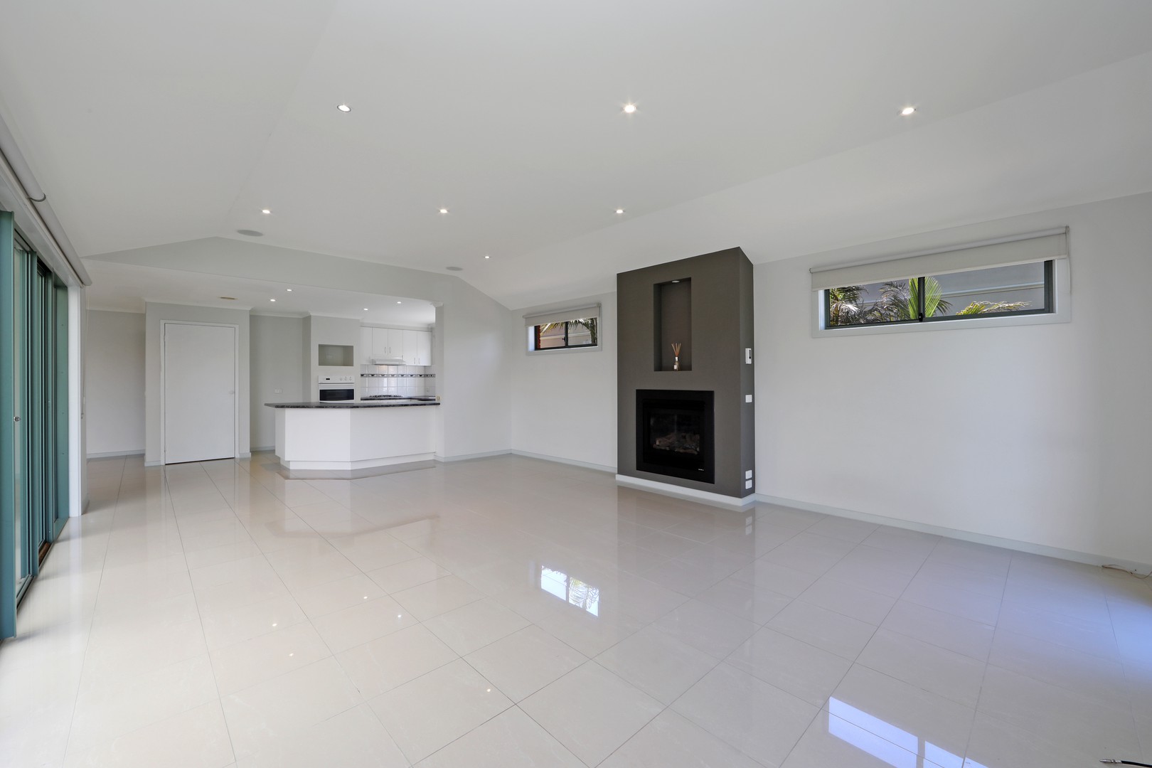 15 Telfer Court, Rowville, VIC 3178 - Thumbnail 2 - 07/10/2021