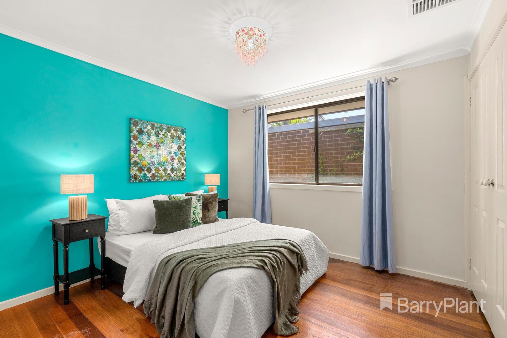 12 Cuthbert DriveMill Park, VIC 3082, Mill Park - Thumbnail 8