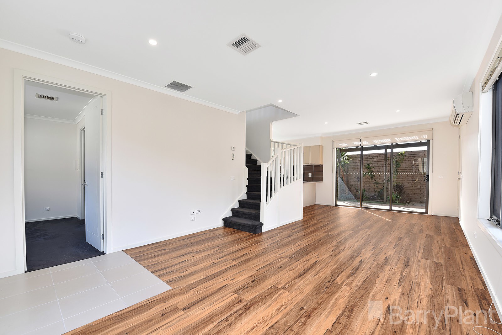 2/169-171 Raglan Street, Preston, VIC 3072 - Thumbnail 2 - 11/10/2021