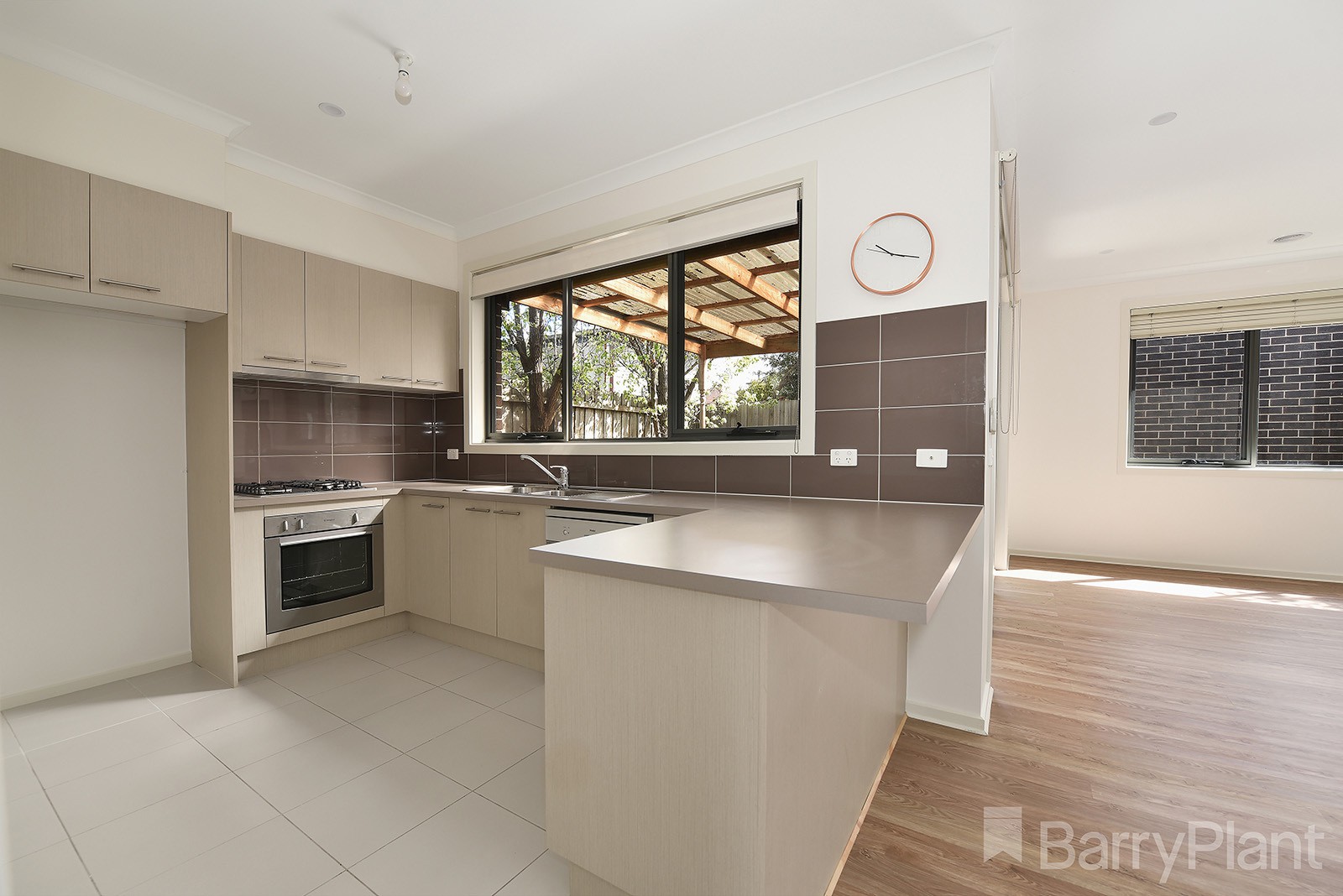 4/169-171 Raglan Street, Preston, VIC 3072 - Thumbnail 1 - 11/10/2021