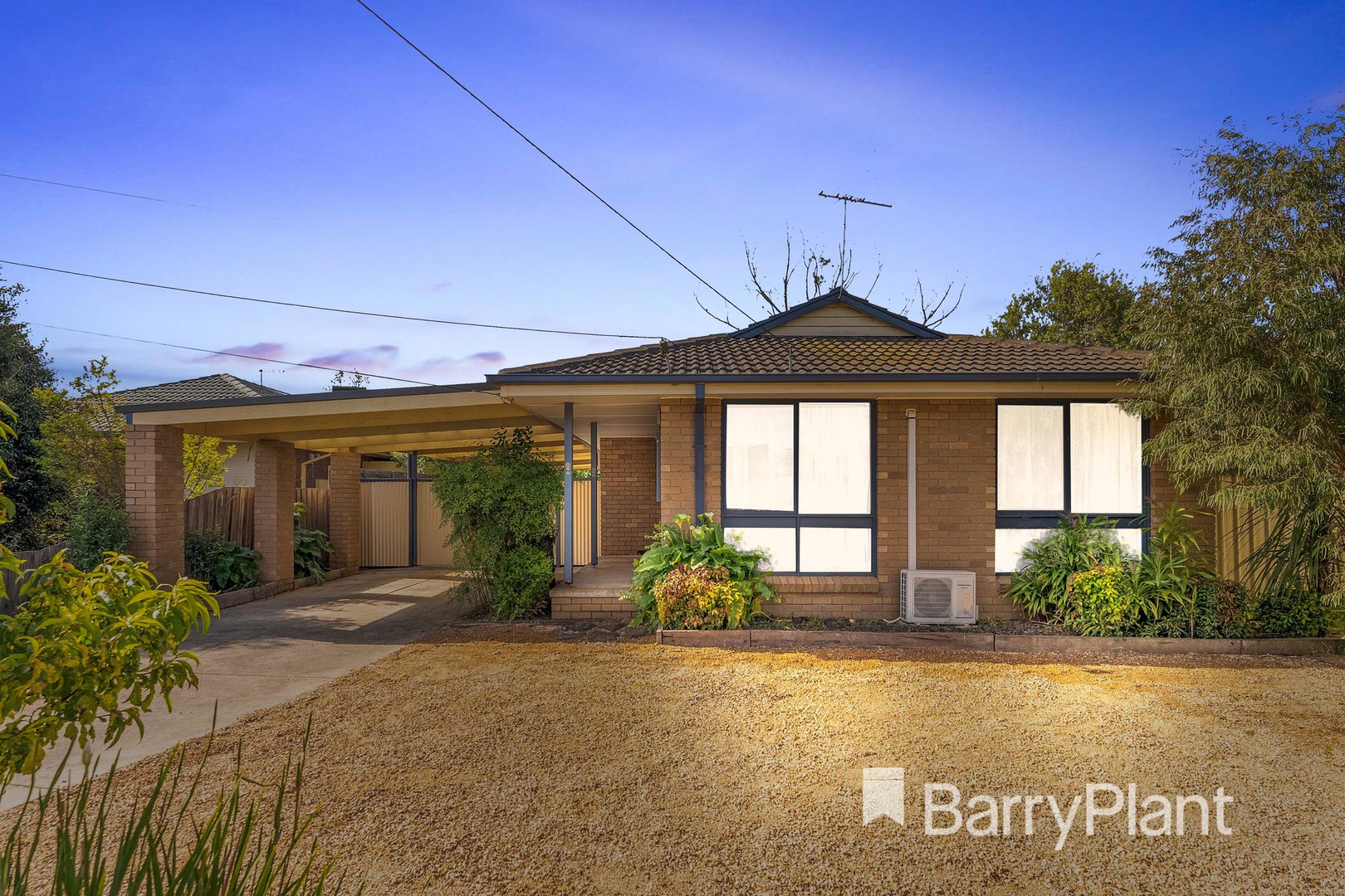 44 Valewood DriveWyndham Vale, VIC 3024, Wyndham Vale - Thumbnail 2