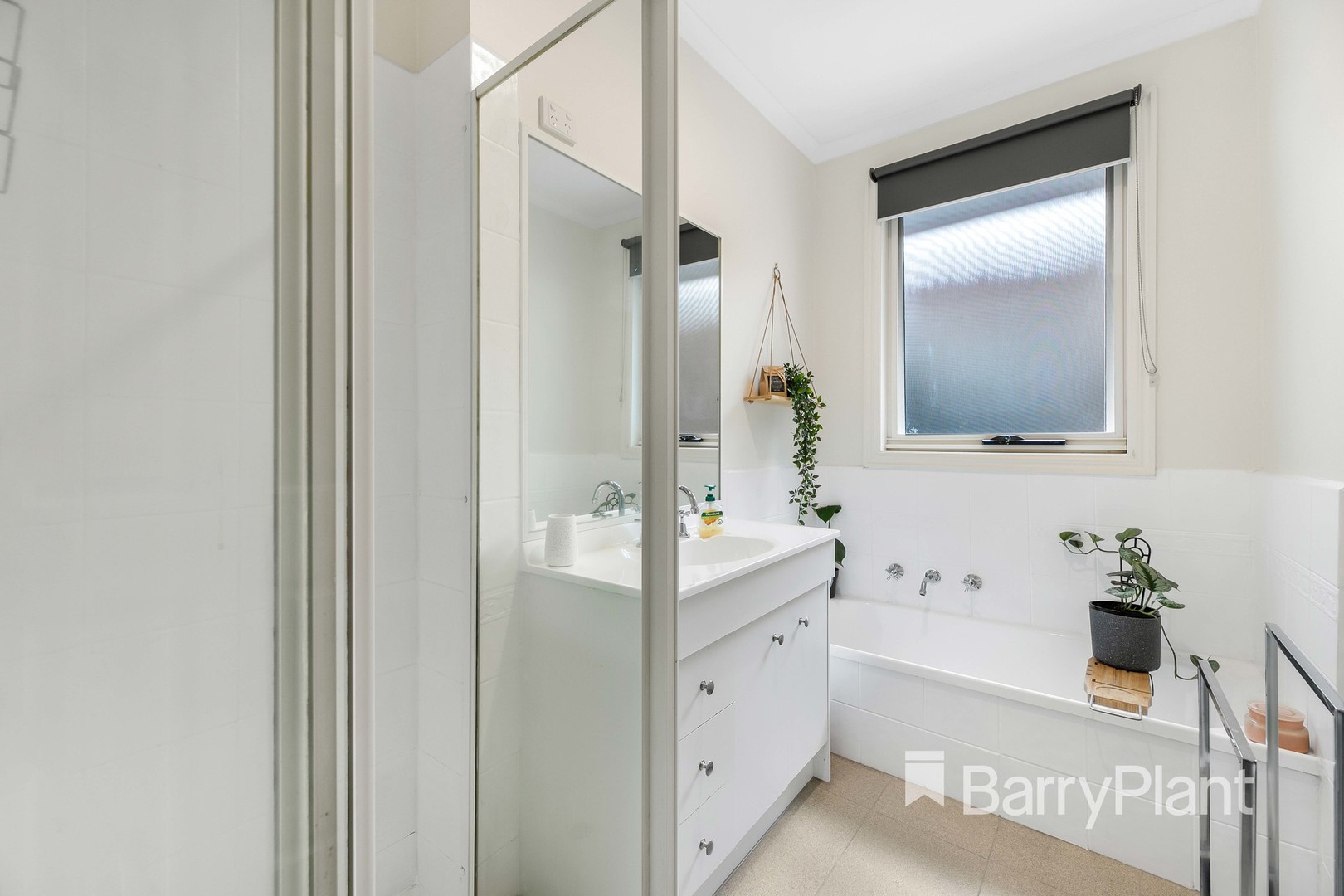 1/1 Velden AvenueFerntree Gully, VIC 3156, Ferntree Gully - Thumbnail 6