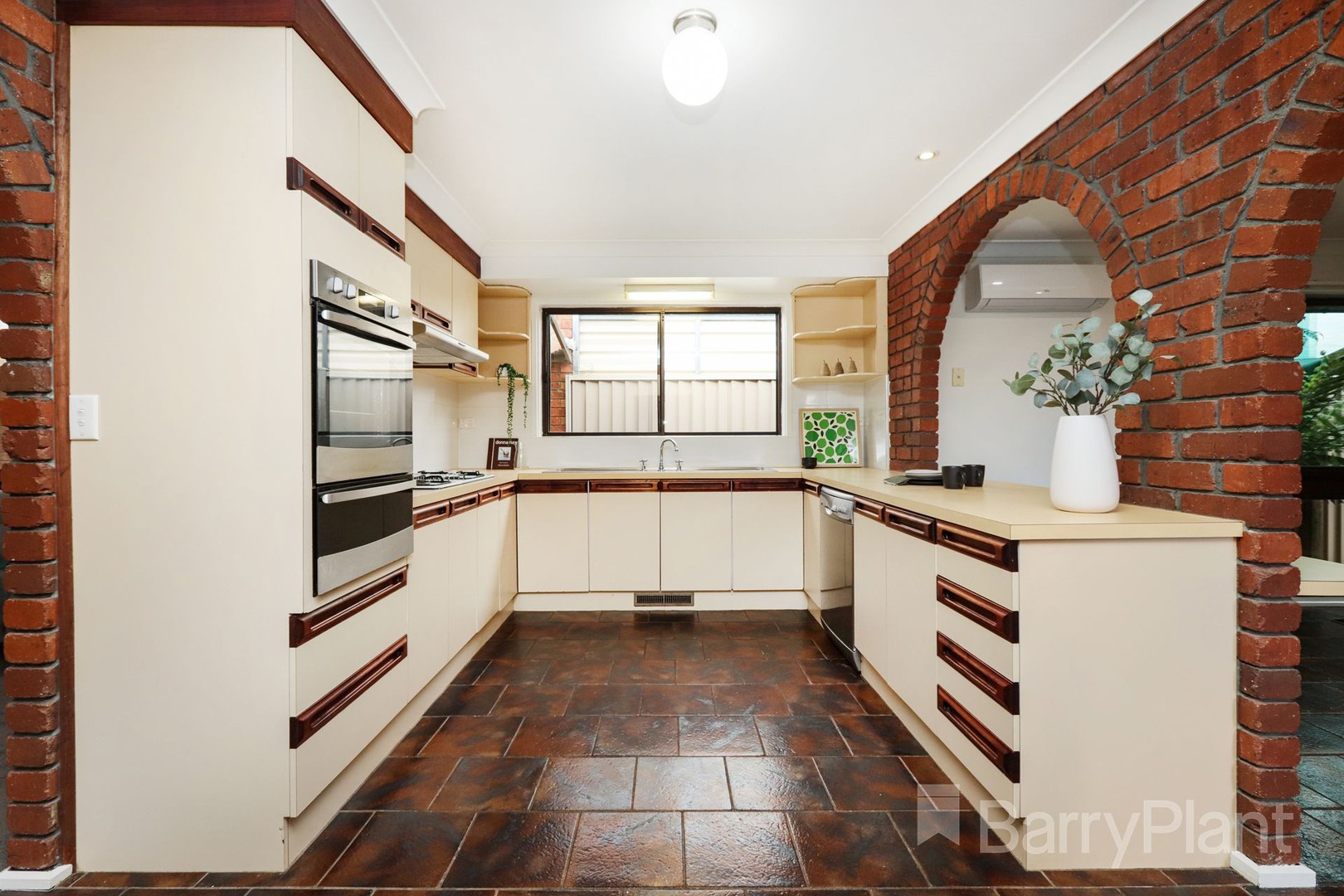 4 Shirra PlaceAttwood, VIC 3049, Attwood - Thumbnail 5