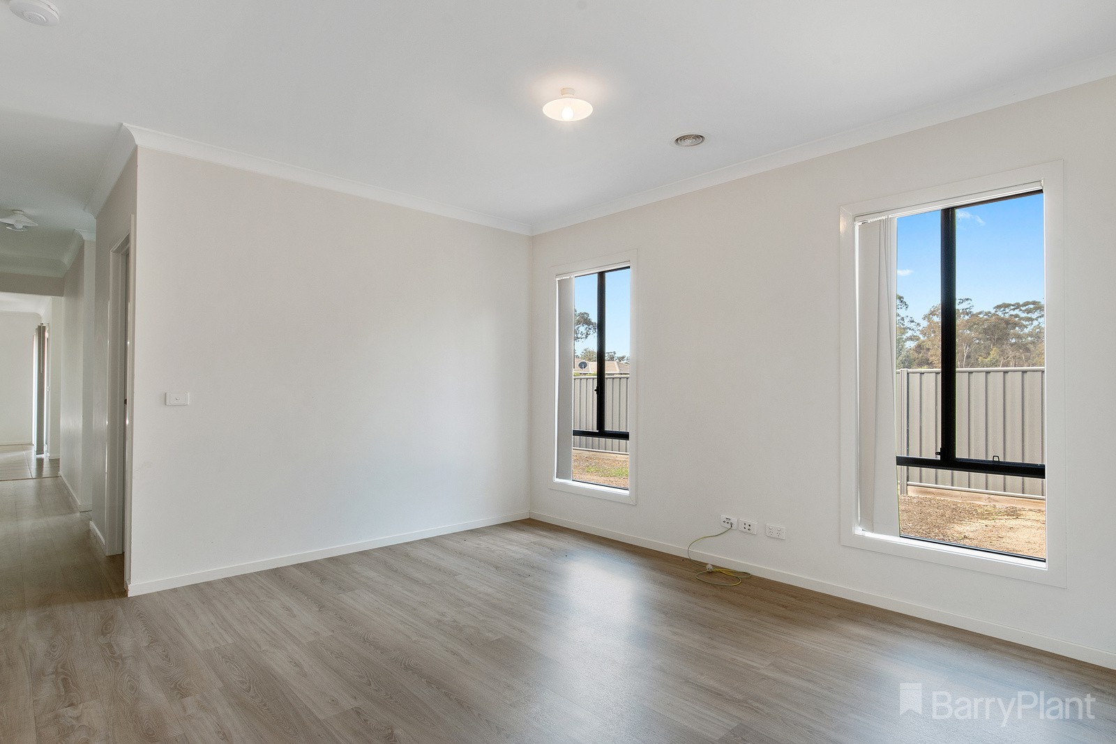 212 Redgum Way, Eaglehawk, VIC 3556, Eaglehawk - Thumbnail 3