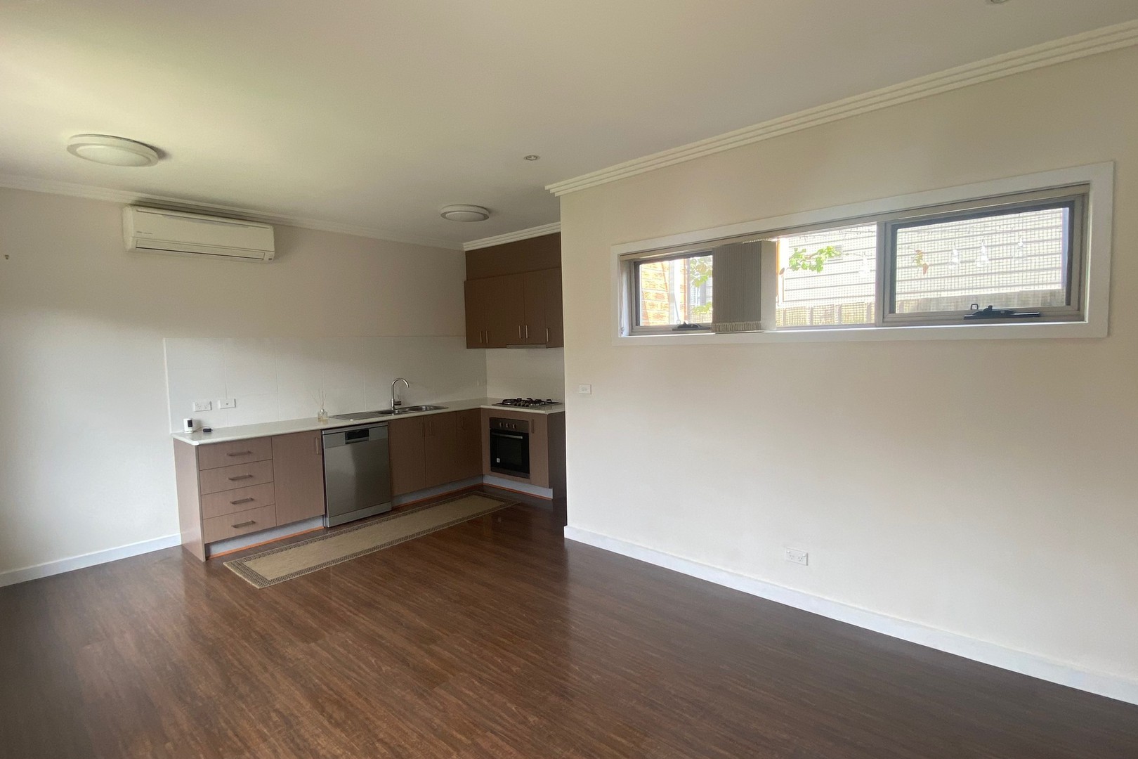 2/16 Crookston Road, Reservoir, VIC 3073, Reservoir - Thumbnail 3