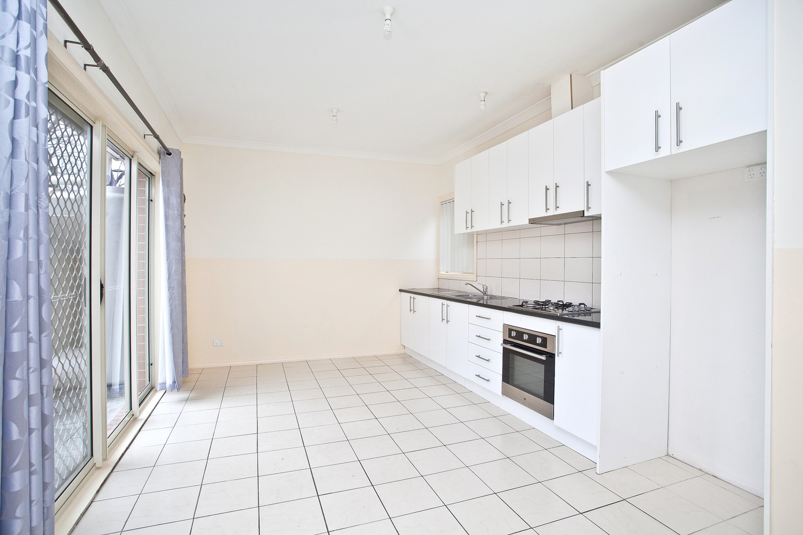 2/80 Henry Street, St Albans, VIC 3021, St Albans - Thumbnail 3