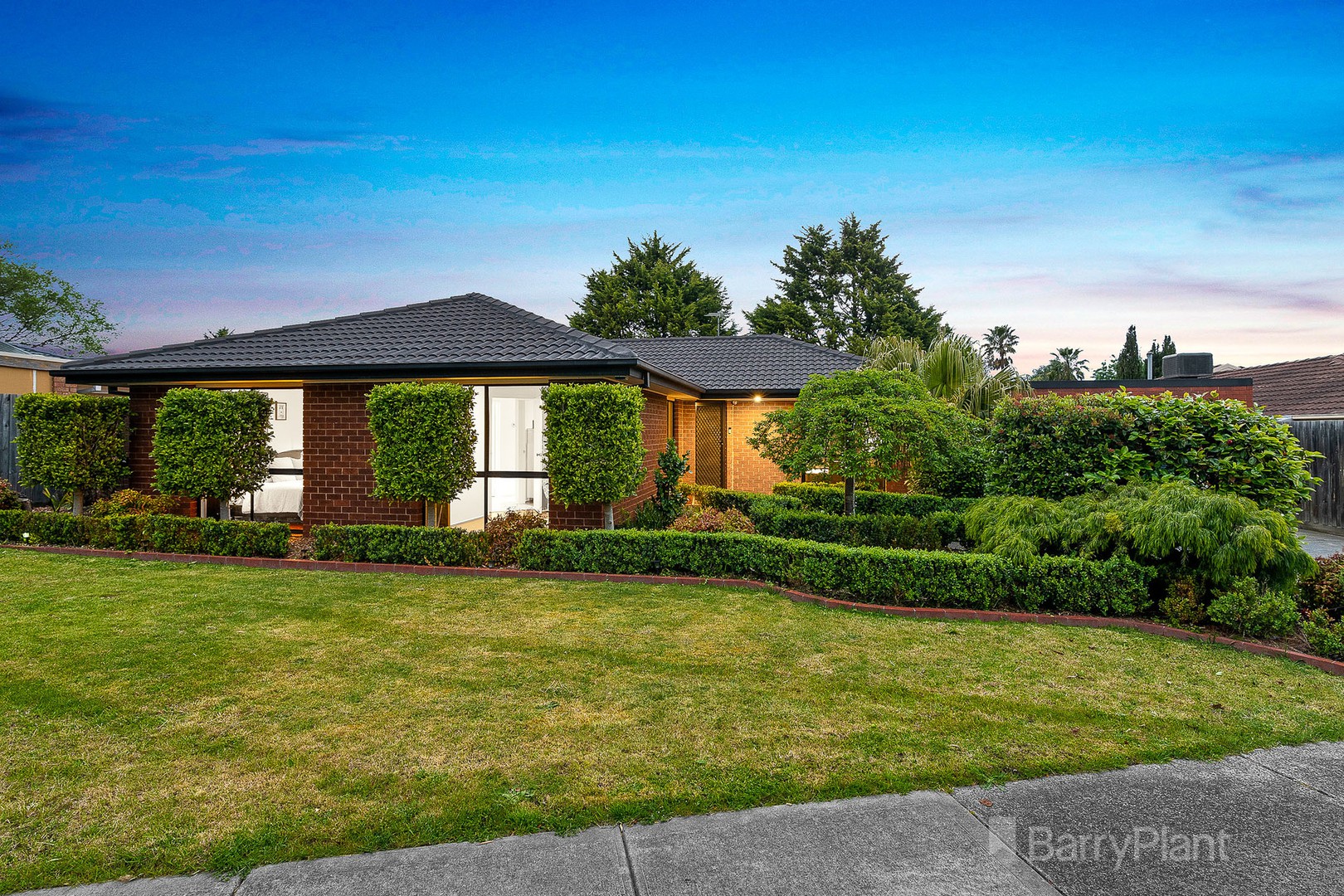 2 Aristotle CourtNarre Warren, VIC 3805, Narre Warren - Thumbnail 3
