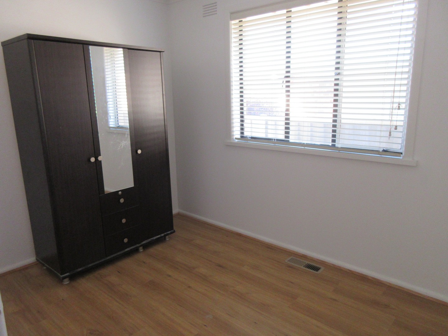 1/53 Hall Street, Sunshine West, VIC 3020, Sunshine West - Thumbnail 8