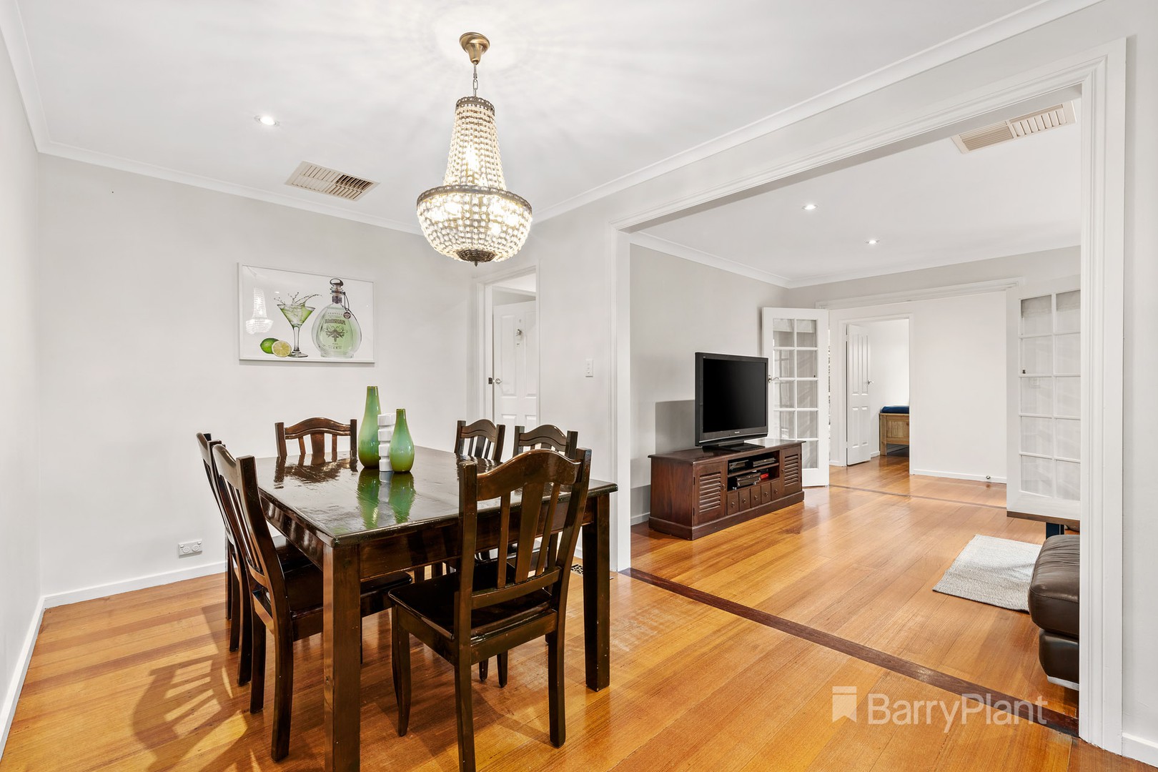 33 Winston Road, Viewbank, VIC 3084, Viewbank - Thumbnail 5
