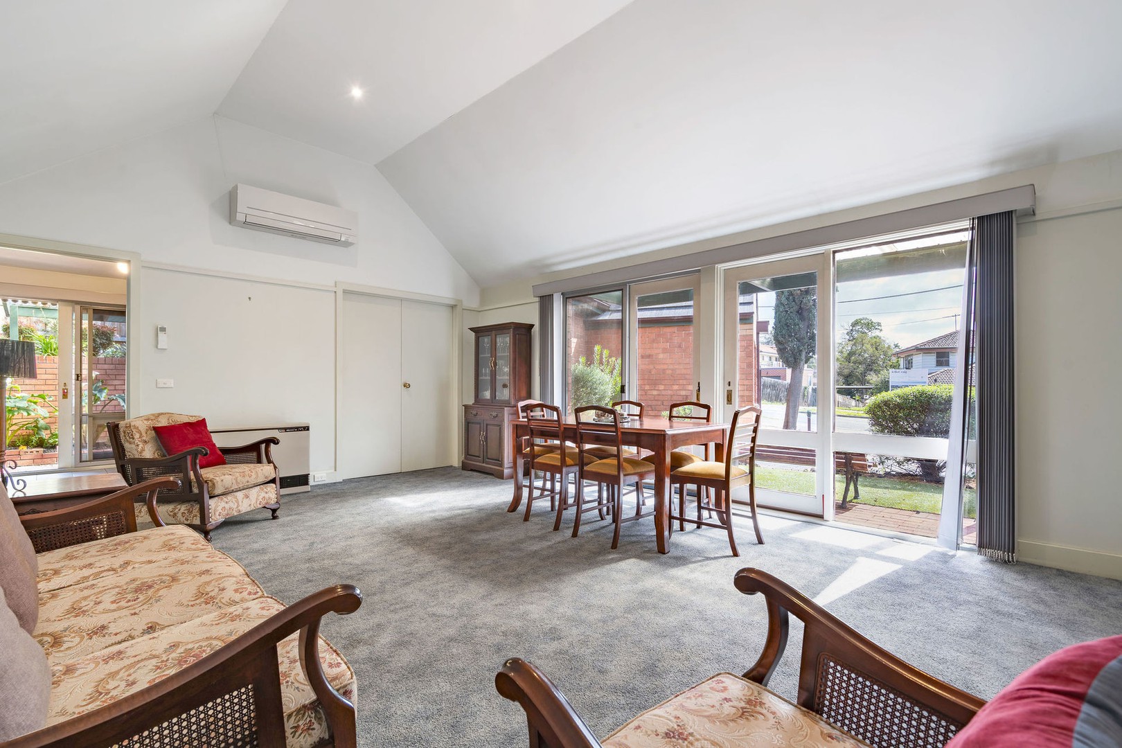 1/1-11 Tasman Avenue, Strathmore Heights, VIC 3041 - Thumbnail 2 - 10/09/2026