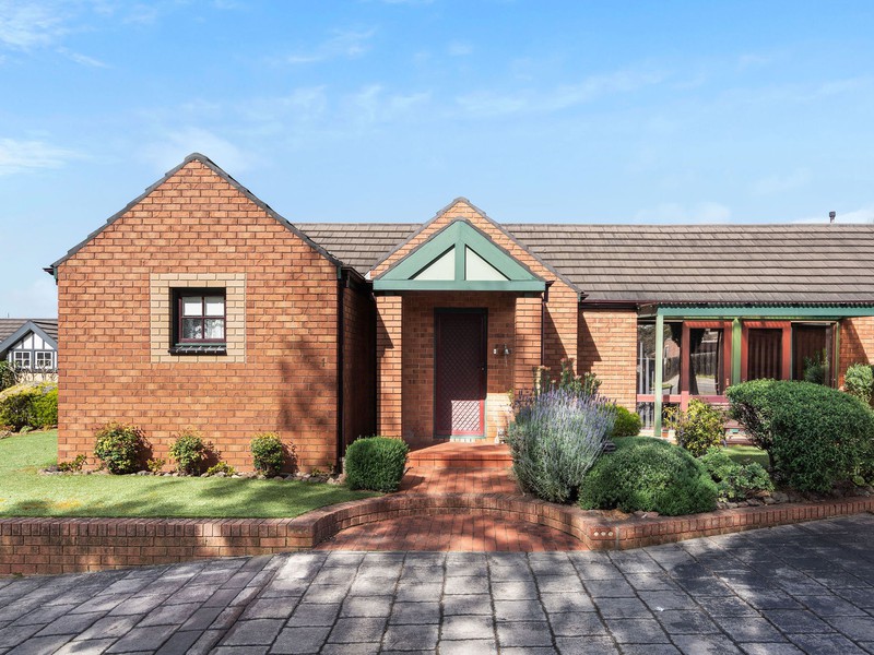 1/1-11 Tasman Avenue, Strathmore Heights, VIC 3041 - Image - 10/09/2026