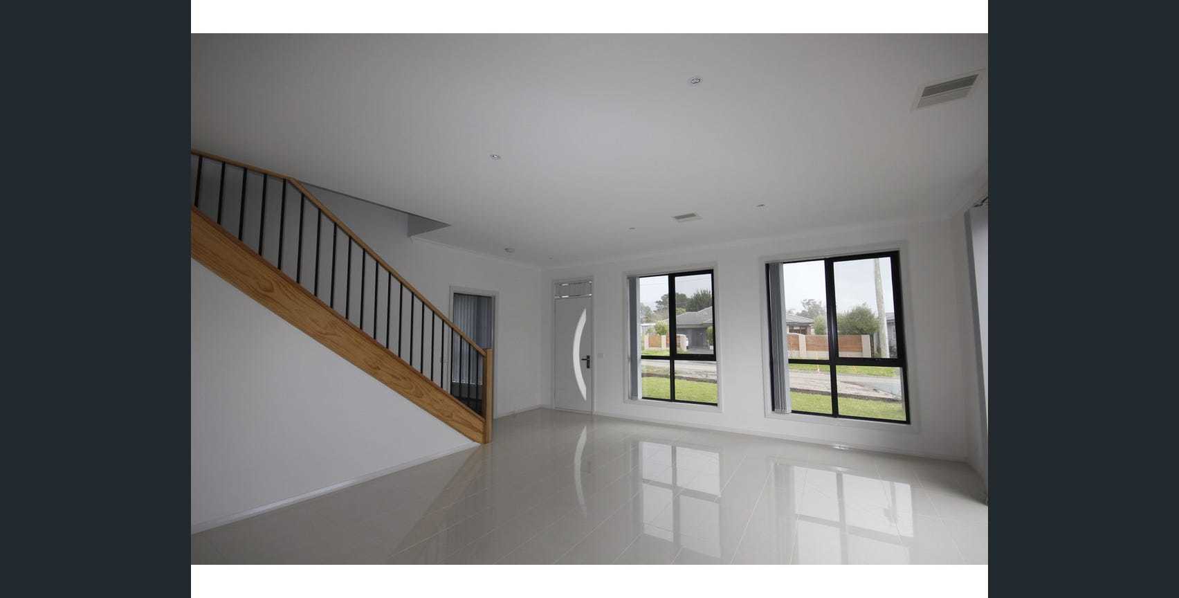 1/1-3 Como Court, Dromana, VIC 3936, Dromana - Thumbnail 2