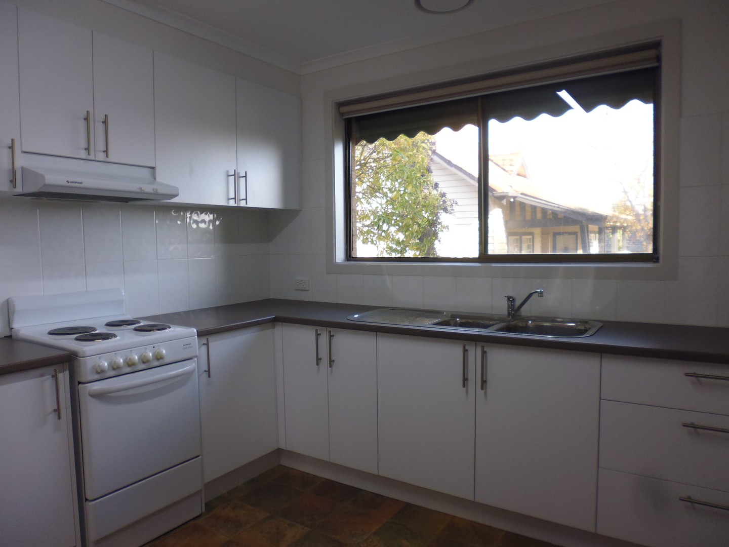 1/1 Barkly  Street, Ringwood, VIC 3134, Ringwood - Thumbnail 2