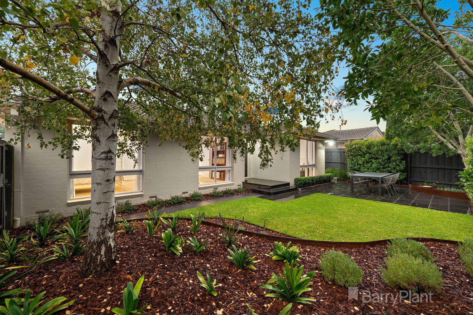 1/1 Bemersyde Drive, Berwick, VIC 3806, Berwick - Thumbnail 2